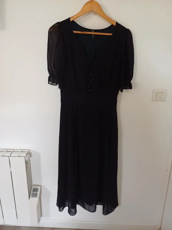 Robe à pois longueur mi mollets