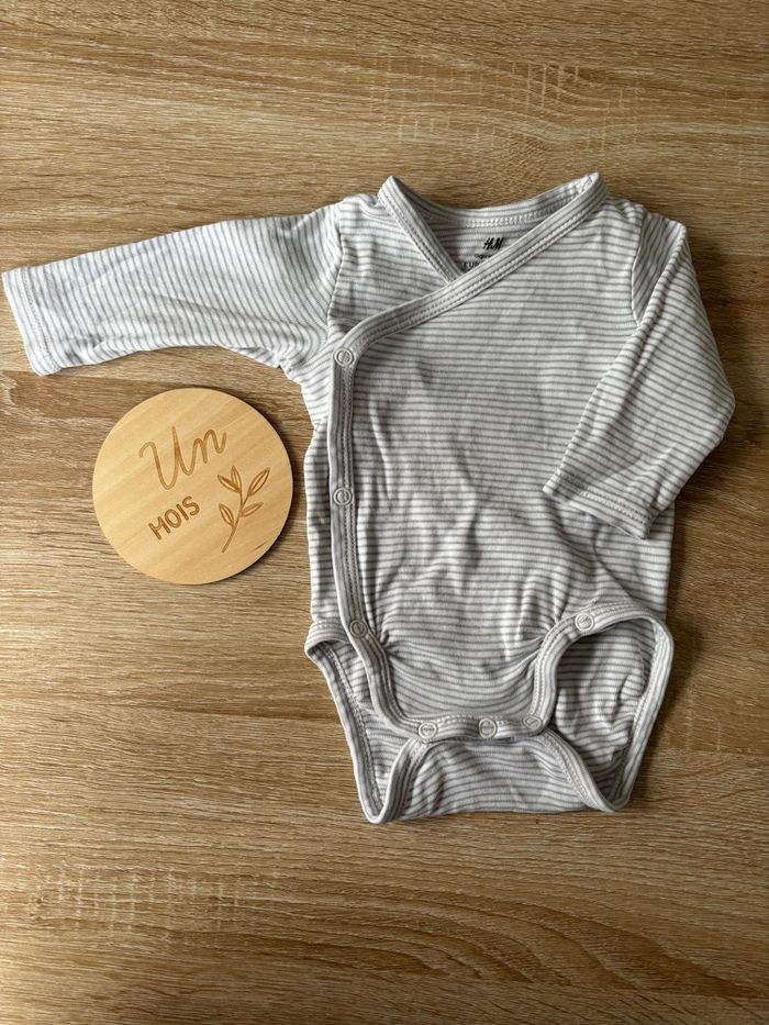 3 bodies manche longue H&M - photo numéro 2