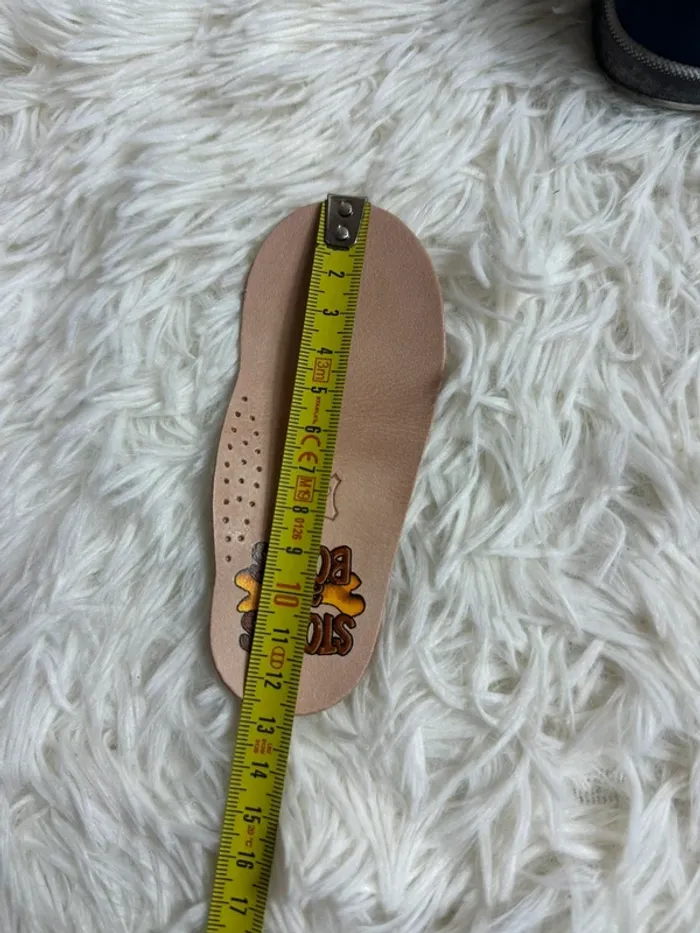 Paire de chaussures bébé Stones and Bones taille 20 - photo numéro 7