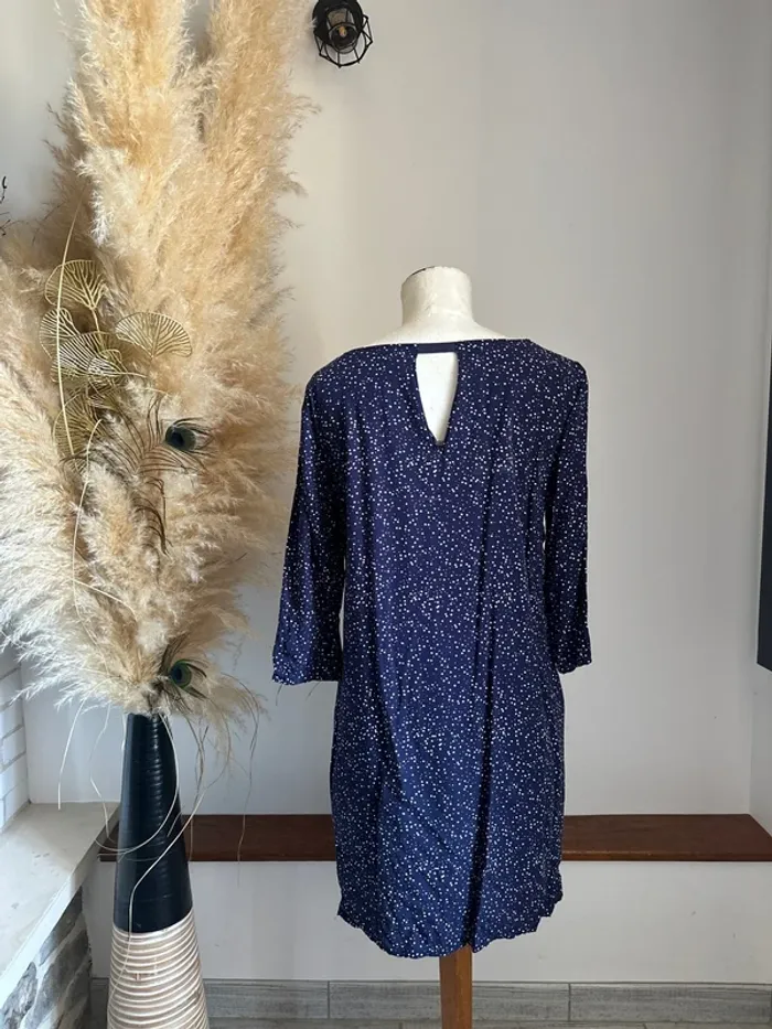 Robe bleu marine à pois blancs mi longue Kiabi 38/M - photo numéro 2