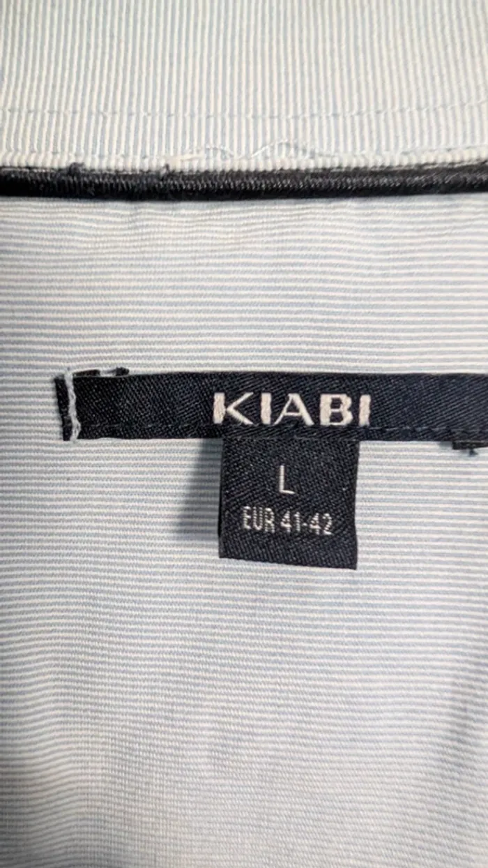 Chemise bleu clair - photo numéro 3