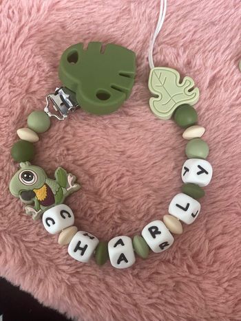 Attache tétine perroquet 🦜