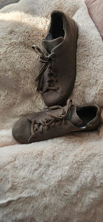 Basket kaki Adidas 40 2/3