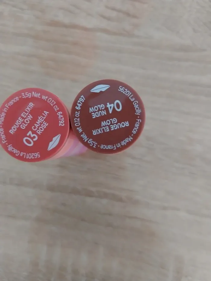 2 rouges à lèvres Yves Rocher - photo numéro 3