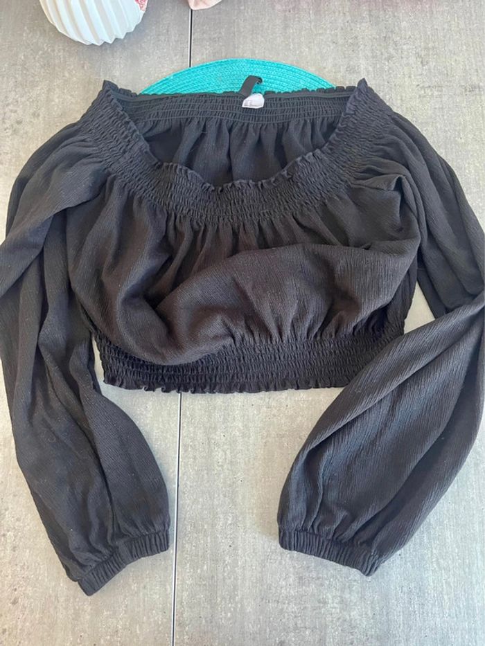 🖤 Haut court noir à manches longues bouffantes – Style bohème chic