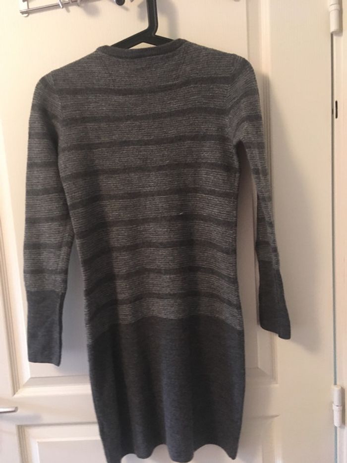 Robe excellent état. 100% laine. - photo numéro 3