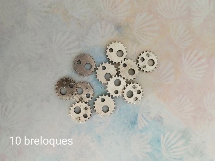 Lot de 255 breloques - photo numéro 10