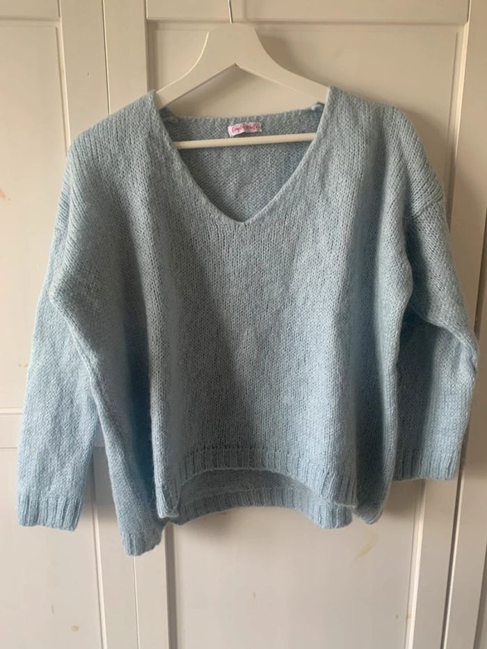 Pull bleu