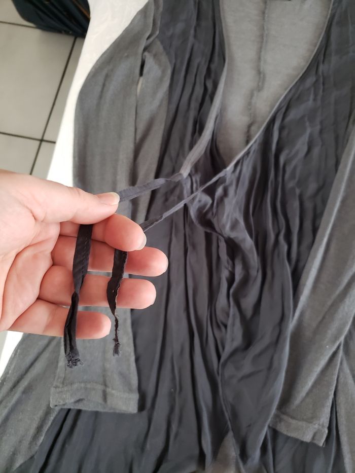 Gilet long fin gris - photo numéro 2
