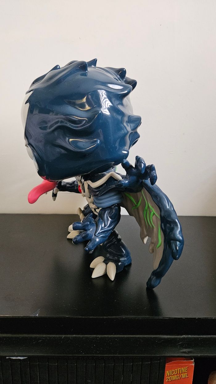 Figurine venom de Marvel - photo numéro 2