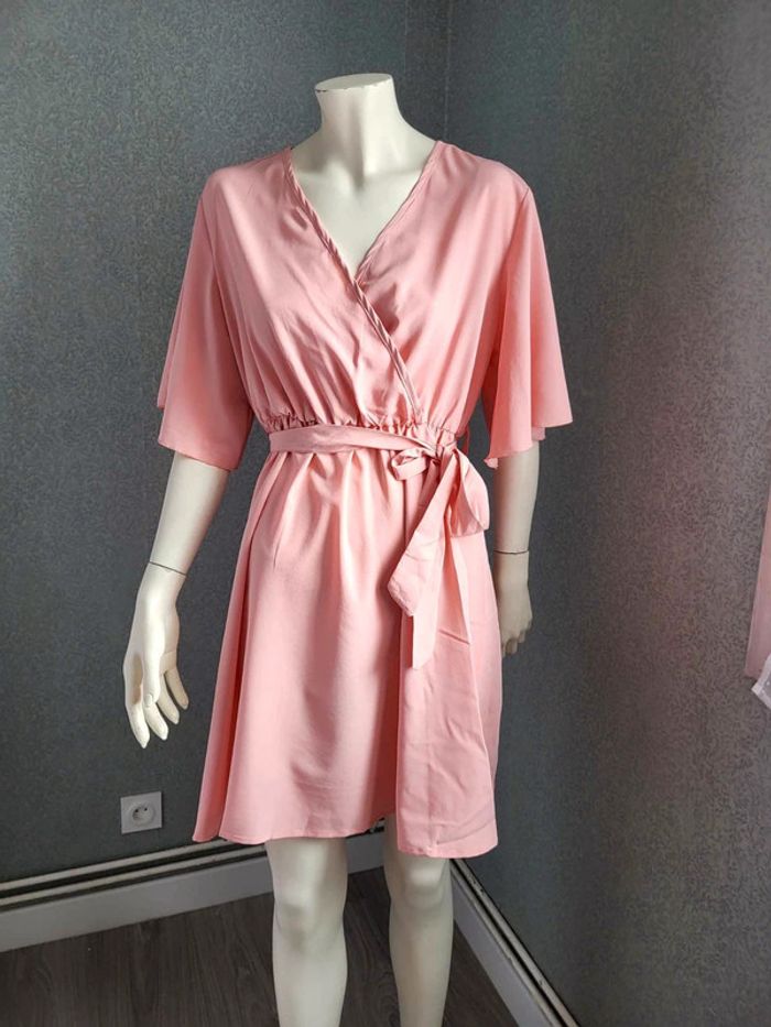 Robe été neuve XL.
