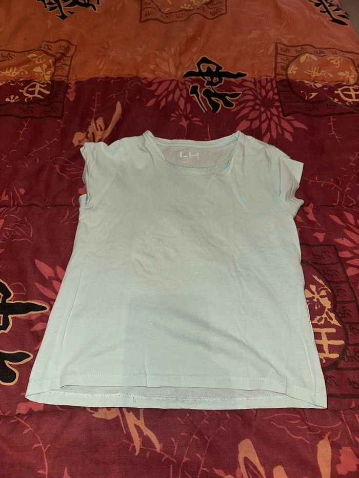 Teeshirt fille taille 6 ans🦄