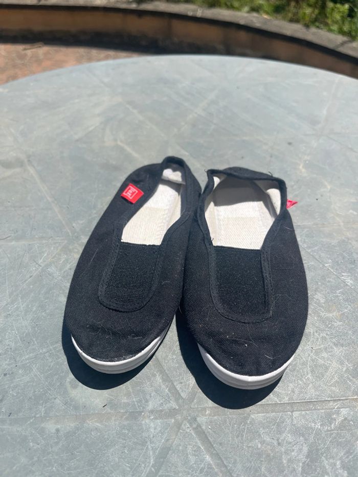 Paire de chausson de gym / sport pointure 29