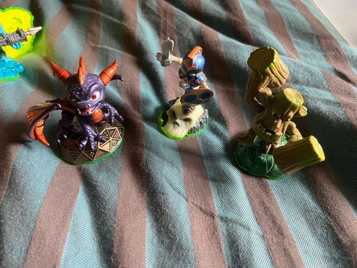 Lot Figurines skylanders spyro’s adventure - photo numéro 3