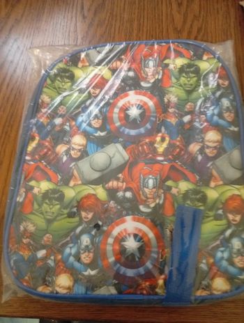 Sac à dos école maternelle Avengers neuf