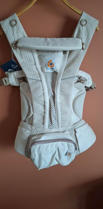 Porte-bébé ergobaby omnibreeze neuf