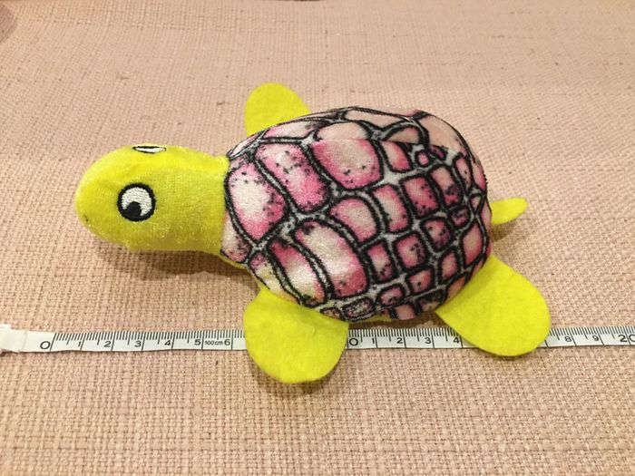 Doudou peluche tortue colorée King jouet 17 cm - photo numéro 2