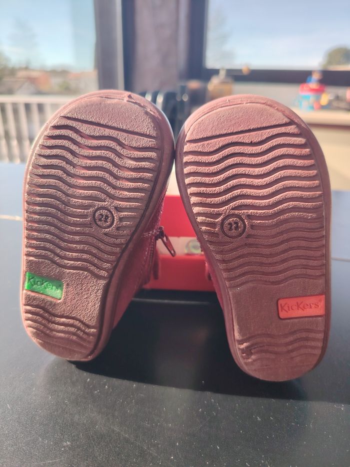 Chaussures taille 22 - photo numéro 6