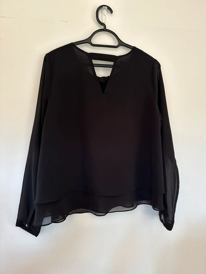 Blouse noire Kiabi taille M - photo numéro 2