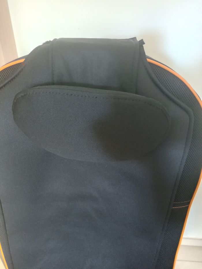 Fauteuil de massage shiatsu électrique avec chaleur apaisante - photo numéro 5