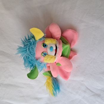 Peluche doudou Popples fleur rose Mattel Hauteur 10 cm