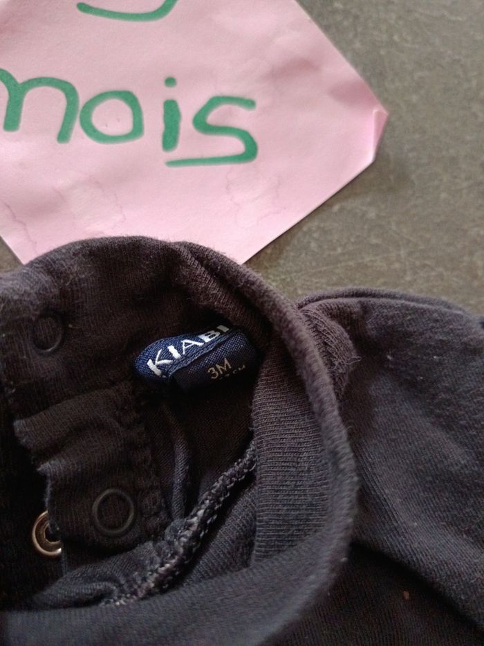 Sous pull "love" 3 mois - photo numéro 3