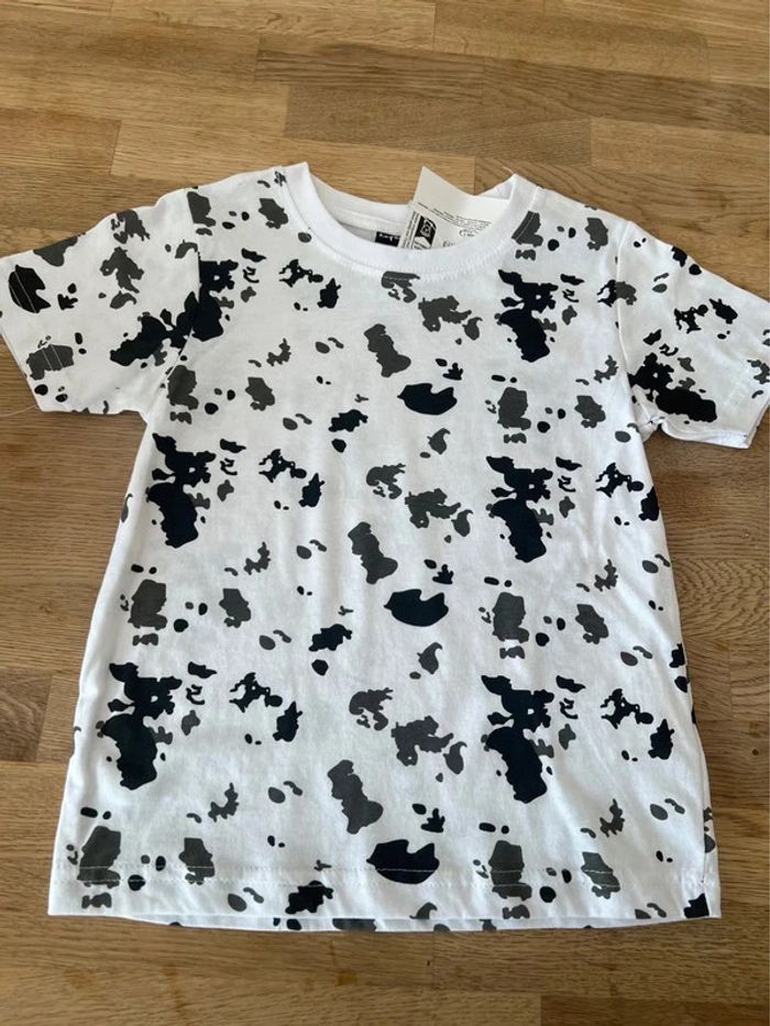 tee shirt