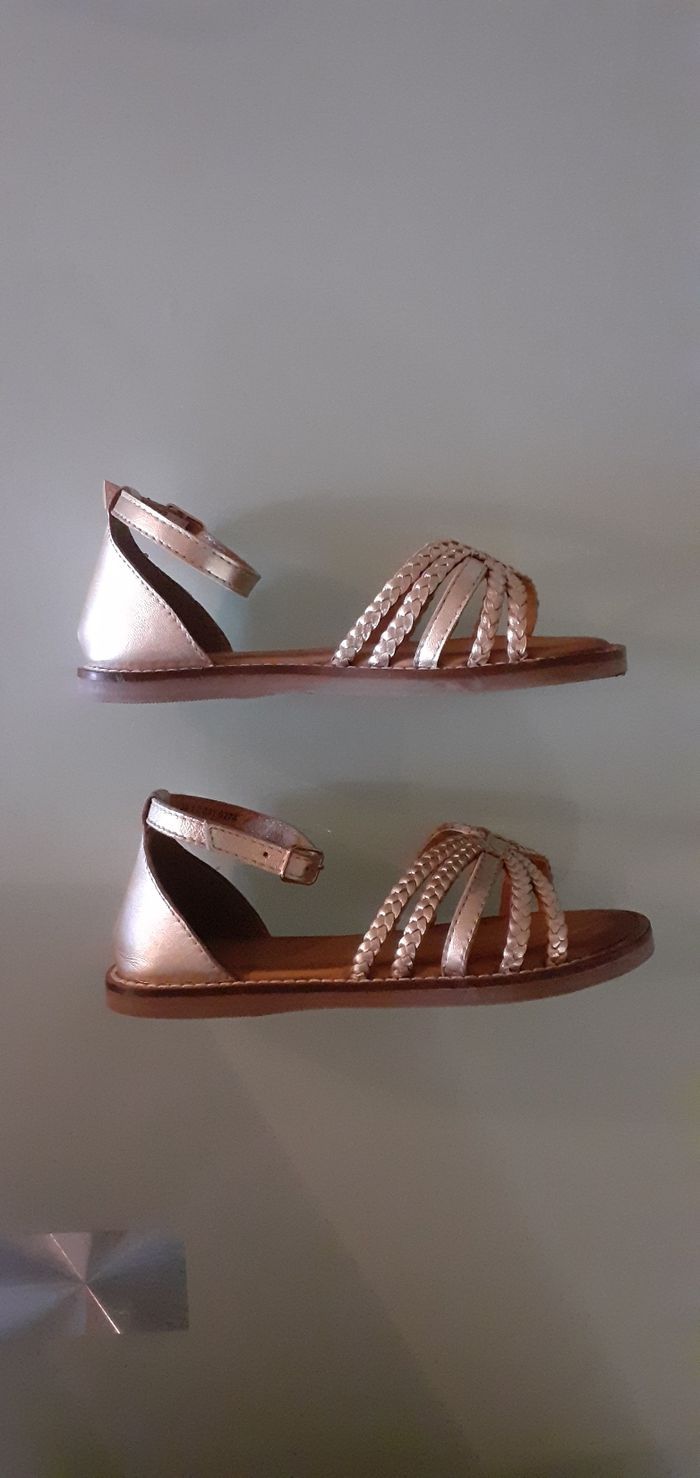 Chaussure ouverte taille 29 - photo numéro 2