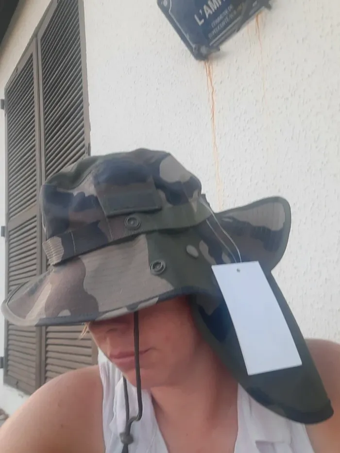 Chapeau militaire camouflage neuf taille 2 - photo numéro 4