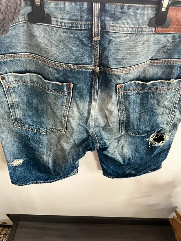 Short jean homme bershka déchiré taille 40 - photo numéro 3
