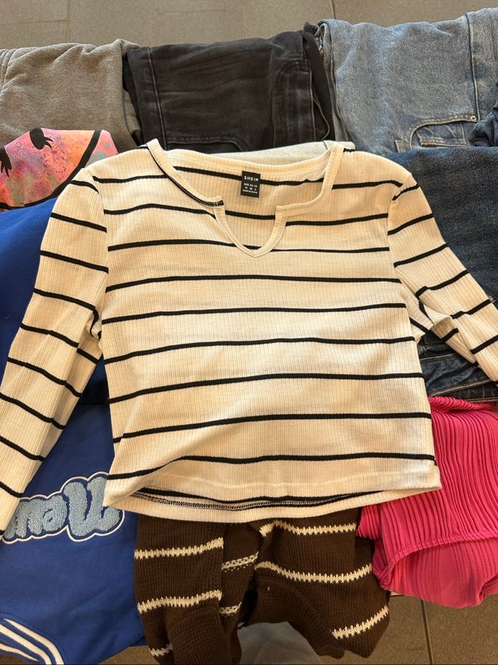 Lot de vêtements, voir photo - photo numéro 4
