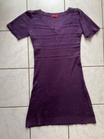 Grand pull col V/robe pull. T38/40. Marque: Tissaia