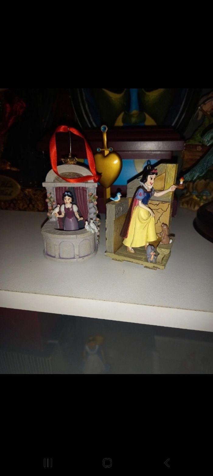Lot figurines blanche neige