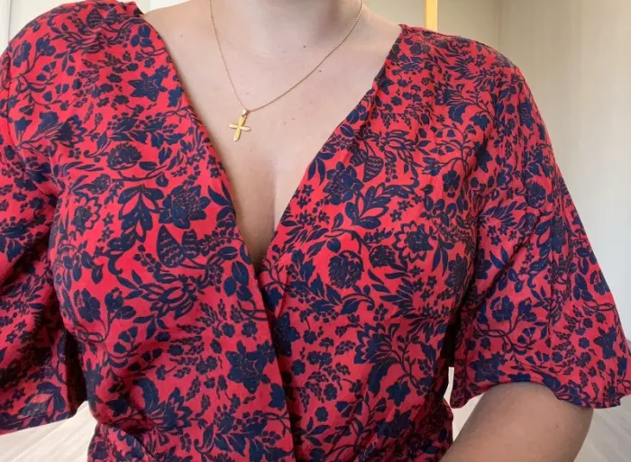Combishort rouge fleurs mini sexy - photo numéro 2