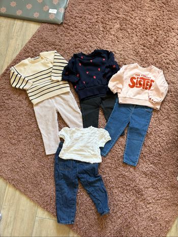 Lot vêtements 24 mois bébé fille