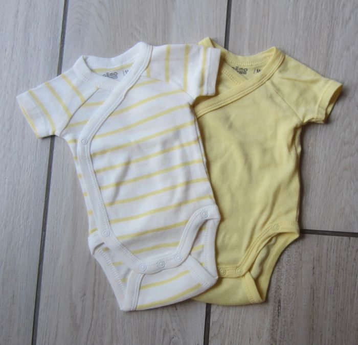 Lot de 2 bodies 1 mois