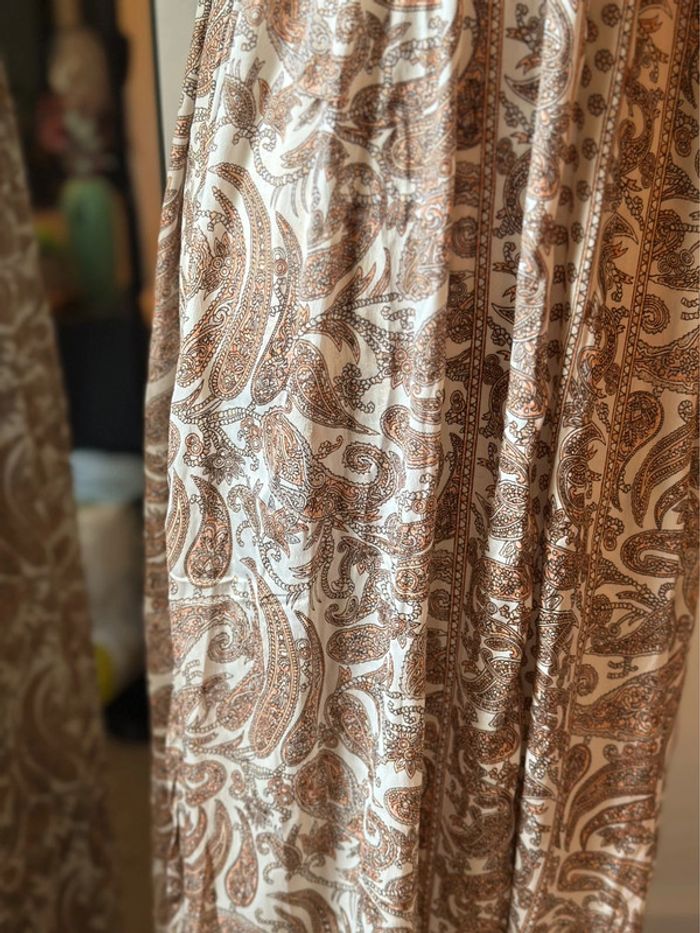 Belle robe longue motifs paisley fleuris taille U - Laraethnics - photo numéro 5