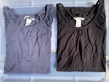 Lot débardeurs dentelles