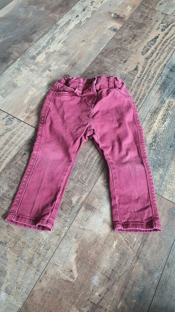 Pantalon kiabi 18 mois en très bon état