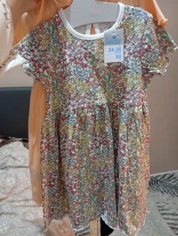 Lot 2 robes neuves