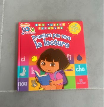 Livre Dora l’exploratrice : premier pas vers la lecture  TBE 