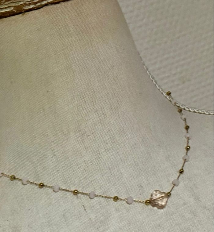 Collier réglable acier inoxydable or perle et trèfle rose pastel - photo numéro 5