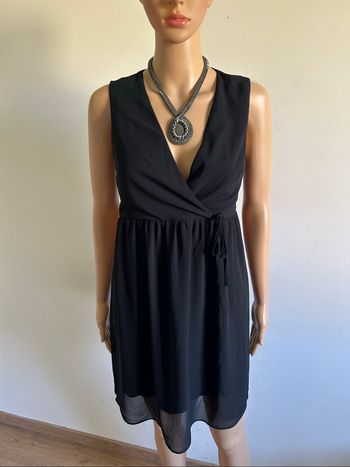 Robe noire sans manches Naf Naf taille 34 excellent état
