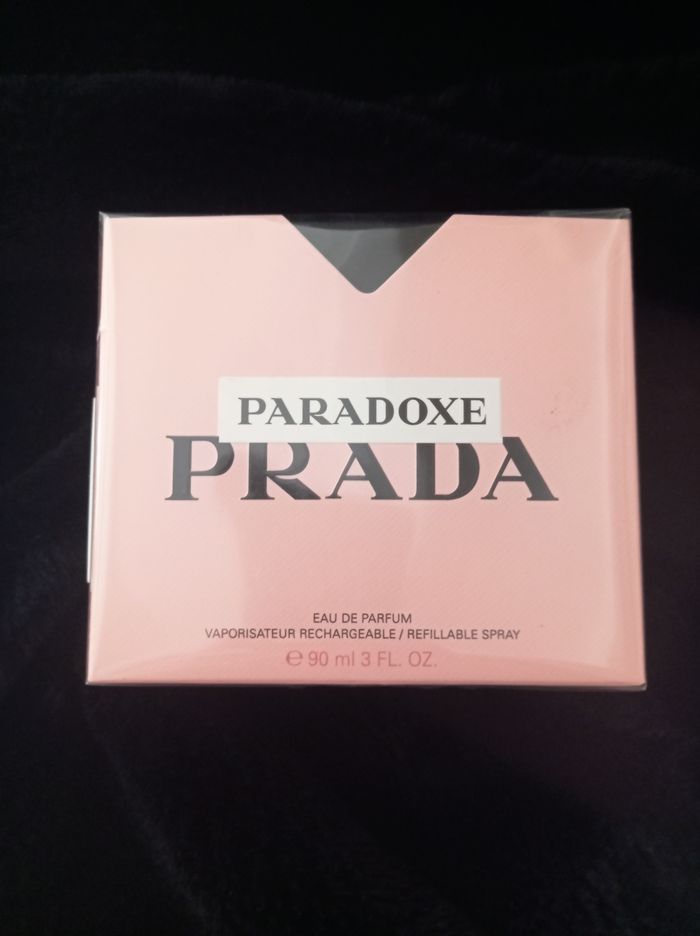 Paradoxe -prada