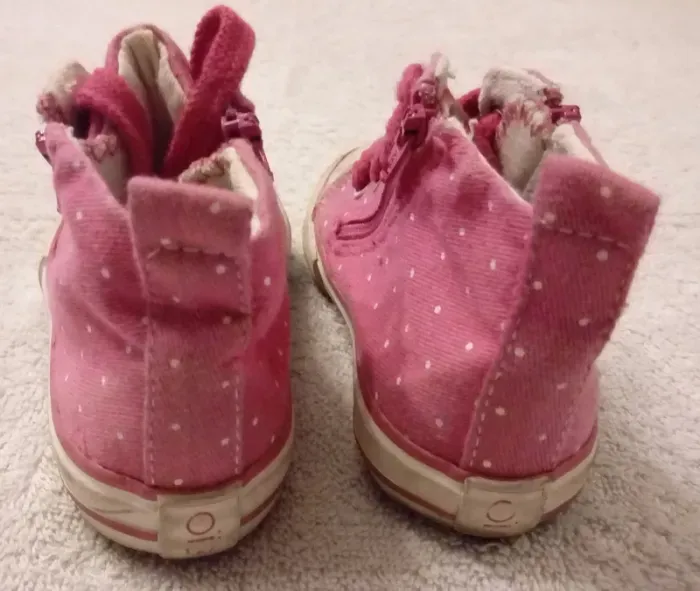 Chaussures basket rose Obaïbi taille 22 (réf perso 19)(familleac72) - photo numéro 3