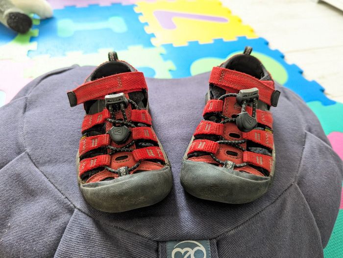 Sandales Keen Newport H2 – Pointure 25/26 – Randonnée et draisienne – Très bon état - photo numéro 2