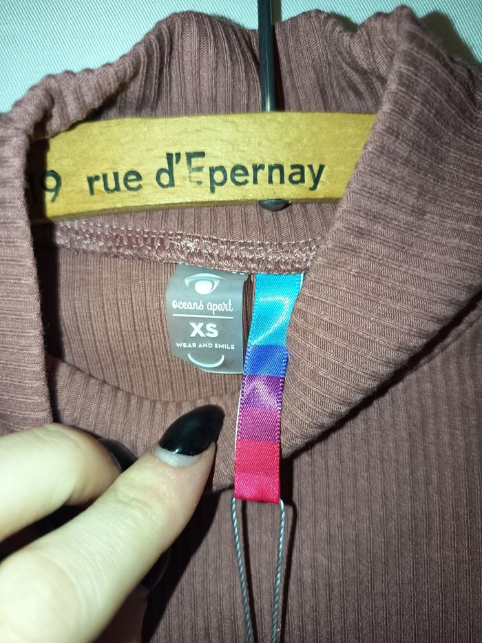 Top Oceans Apart taille XS - photo numéro 3