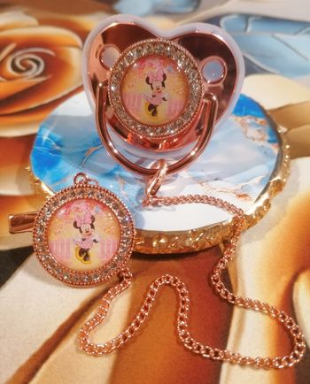 Tétine Minnie rose gold