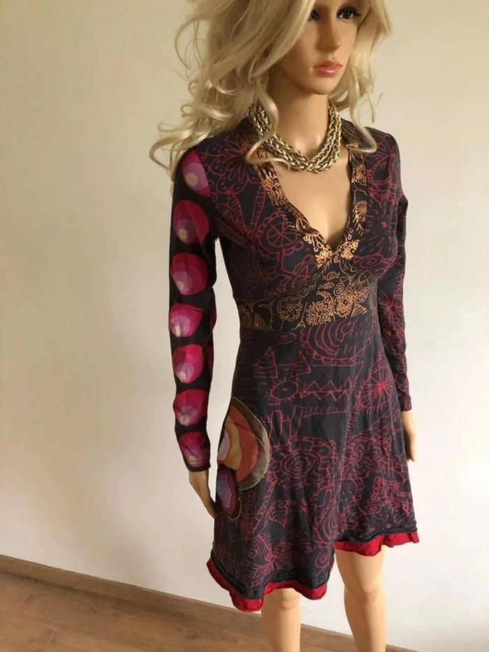 Robe imprimée à manches longues Desigual taille XS bon état - photo numéro 2