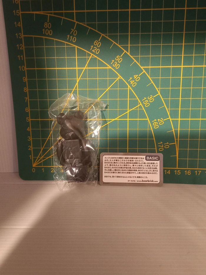 Bearbrick ours R - photo numéro 2